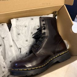 Dr Marten Boots 