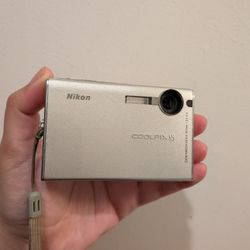 Nikon Coolpix S9 Silver Digital Camera 📸 