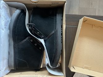 UGG