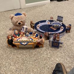 Menorah, Latke platter, Spreaders 