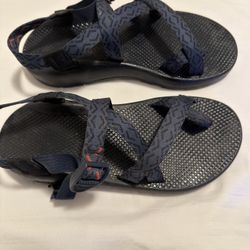 Men’s size 10 Chaco sandals