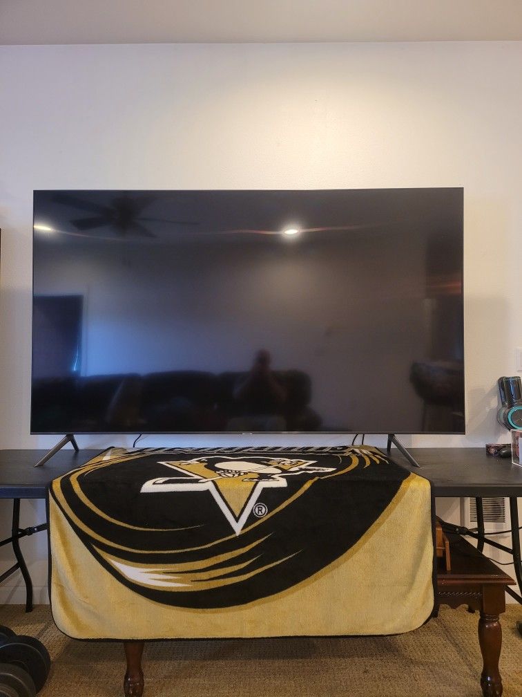 Samsung Smart 4K TV 85"