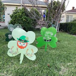 St Pattys Day yard decorations