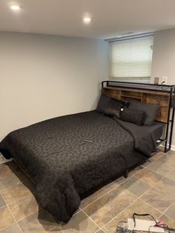 Name Your Price Queen Mattress !!! Need Gone ASAP