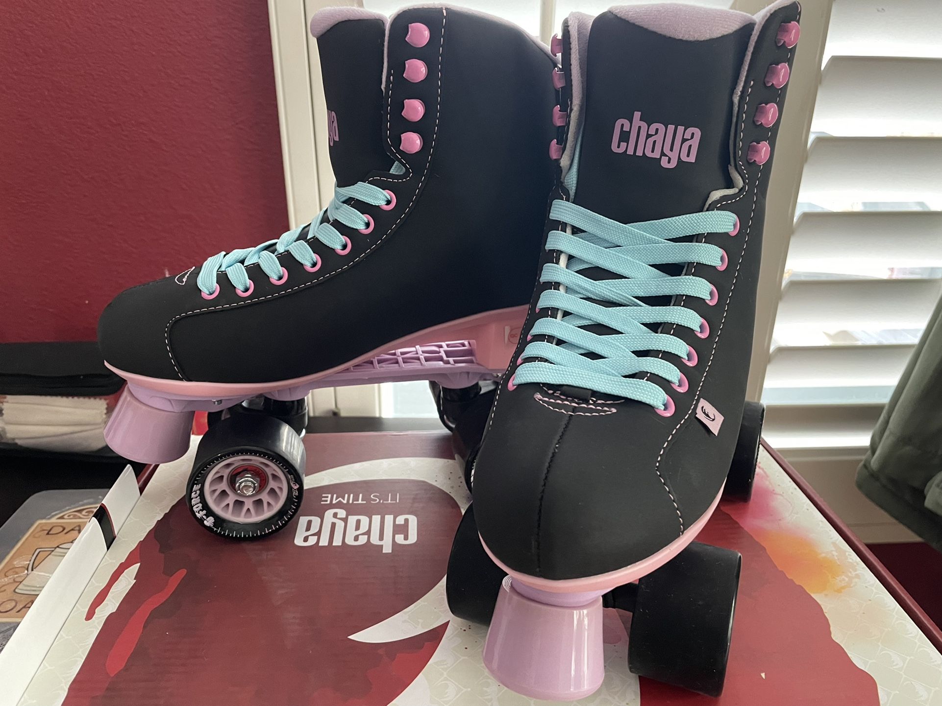 Chaya Melrose Roller Skates Size 9 Women