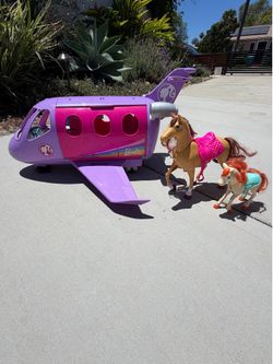 Barbie airplane and Barbie horses