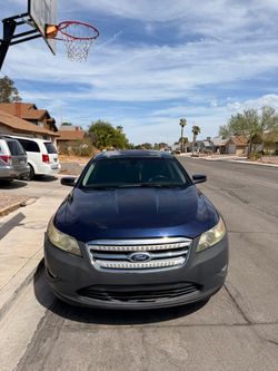 2011 Ford Taurus SEL