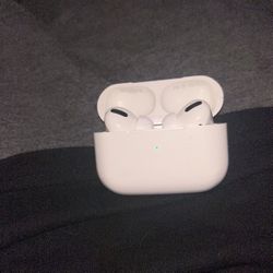 AirPods  Pros 