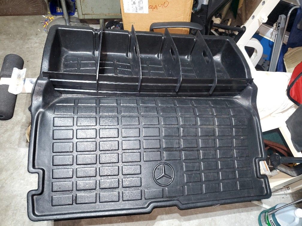 Mercedes Benz SUV Cargo Rubber Mat