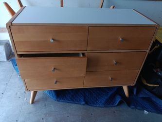 6 Drwar Dresser Delivery Available