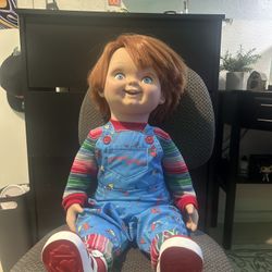 Chucky Good Guy Doll Trick Or Treat Studios (NOT BEING PRODUCED ANYMORE EXTREMLEY RARE)