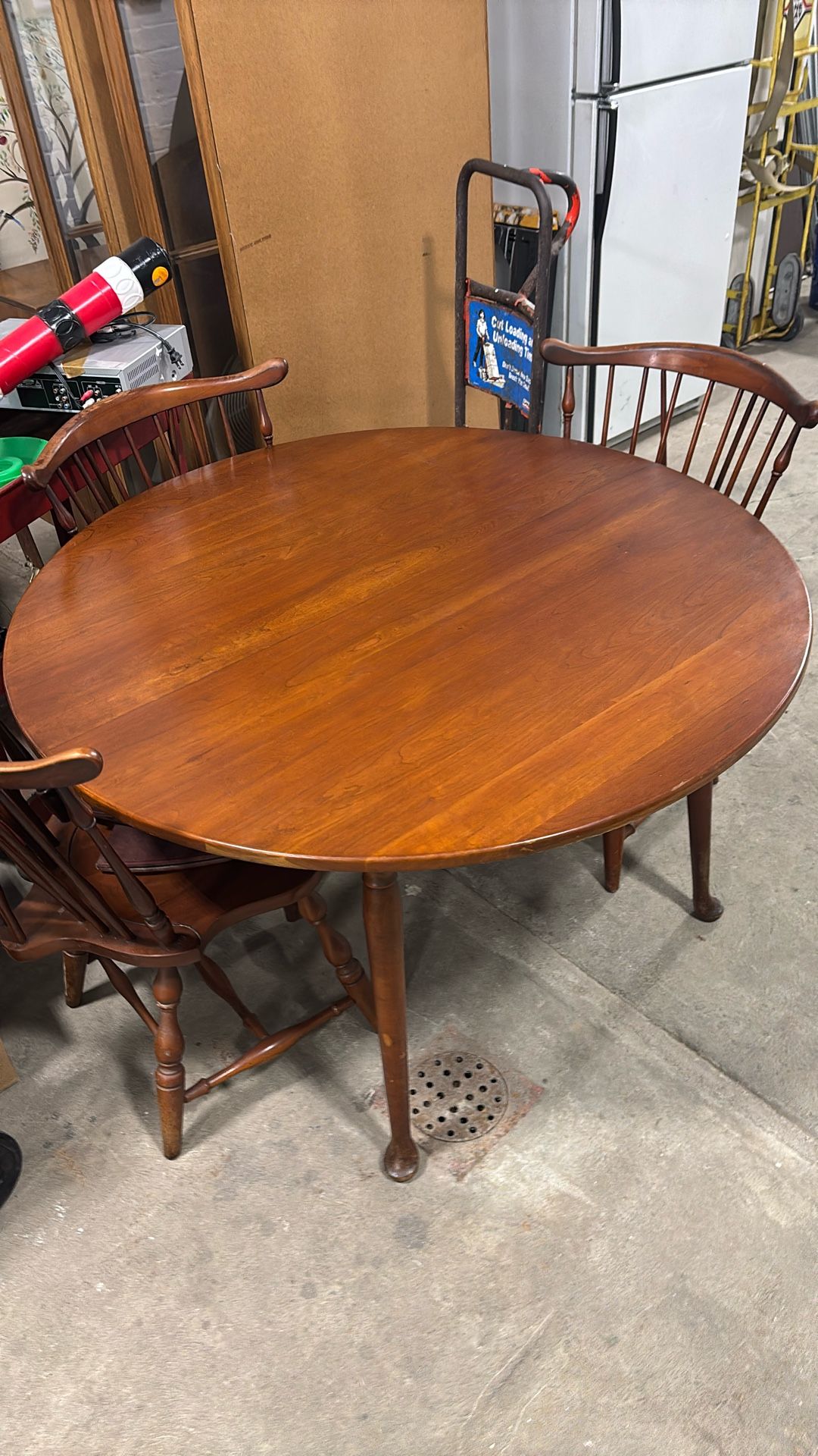 Dinette/kitchen Table W/4 Chairs