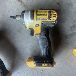 Dewalt Impact Gun
