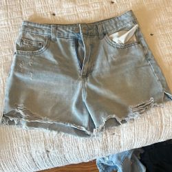 Women’s Jean Shorts 
