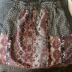 Medium patterned Skirt 