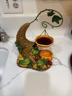 Cornucopia figurine