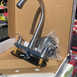 Goose Neck Kitchen faucet