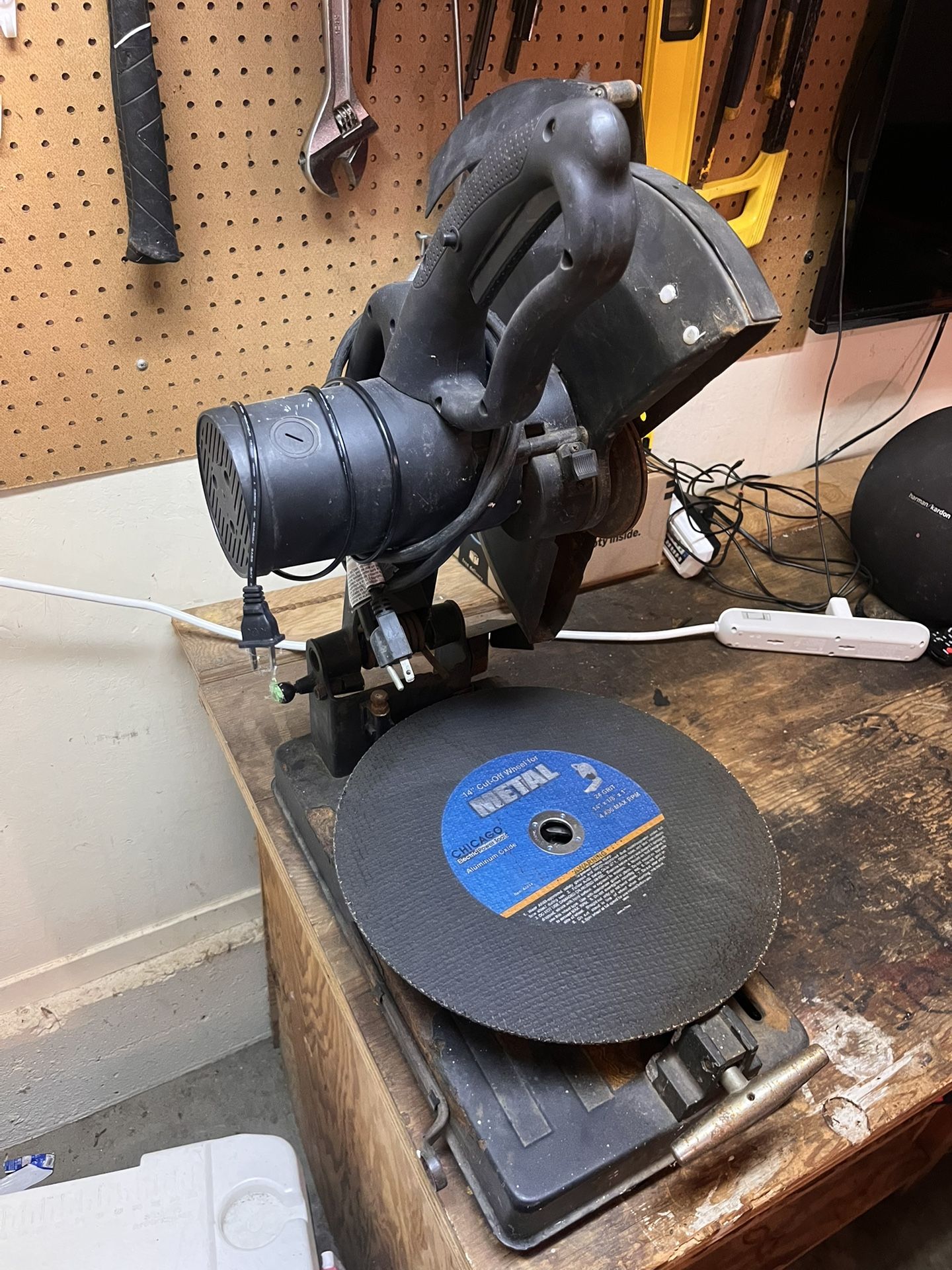 Metal Cutting Saw
