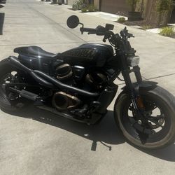 2022 Harley-Davidson Sportster S – 5K Miles – Two Brothers Exhaust – Upgrades – Clean Title