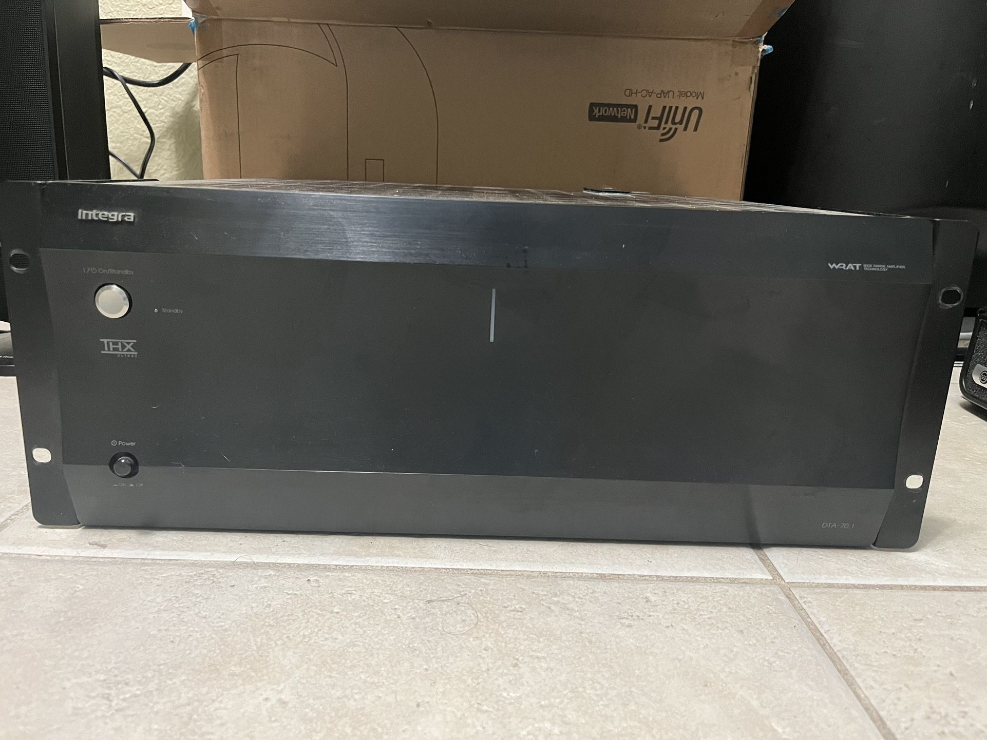 Integra DTA-70.1 THX Wide-Range Amplifier