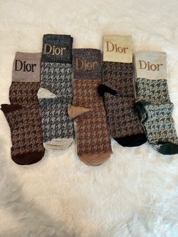 5 Pairs of Socks