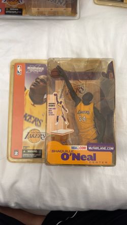 Los Angeles Lakers Shaquille O’Neal McFarlane series 2 yellow uniform BRAND NEW IN BOX