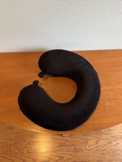 Black U-Shaped Travel Neck Pillow