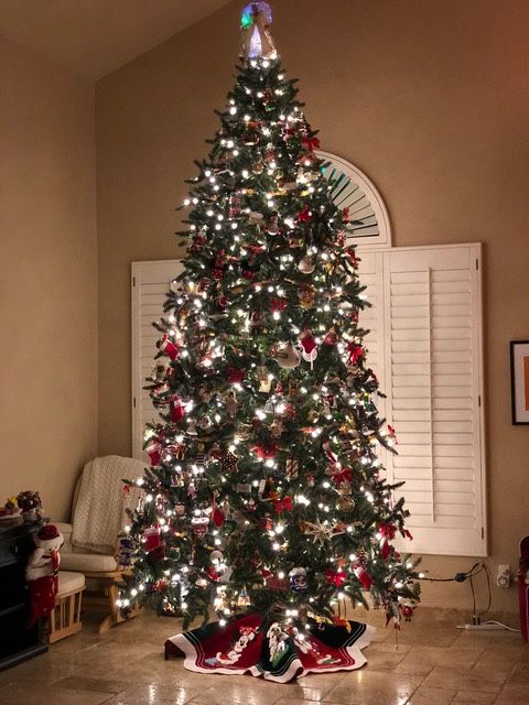 Balsam Hill 12’ California Baby Redwood Christmas Tree