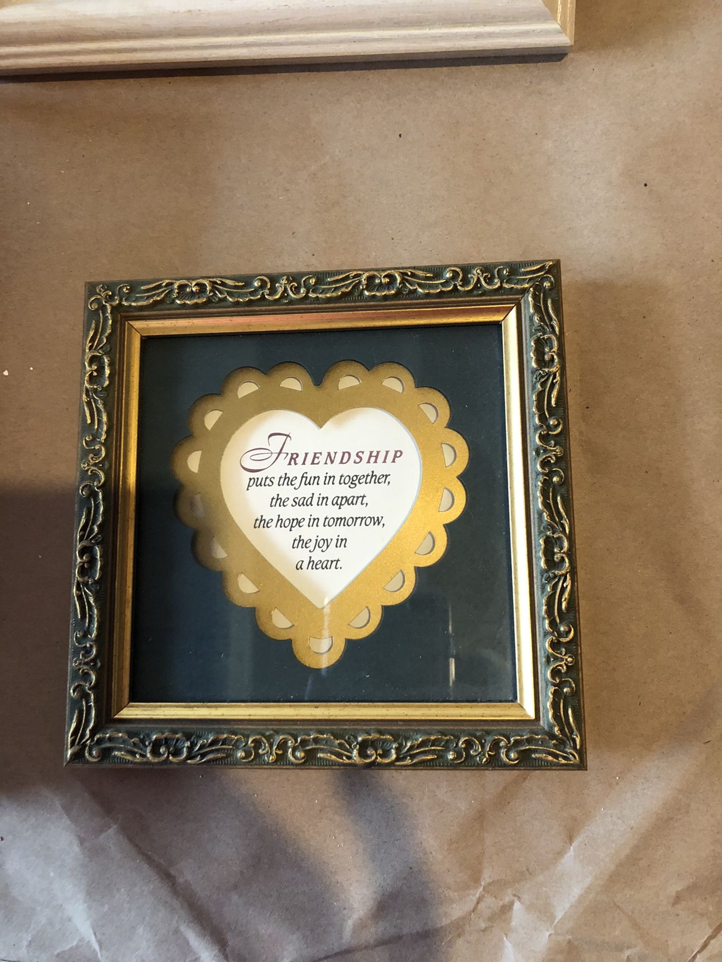 Decorative pictures.