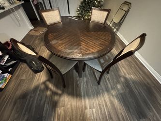 5 Piece Dining Table