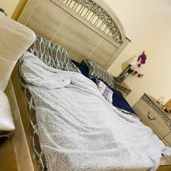 6 PCs King Bedroom Furniture 