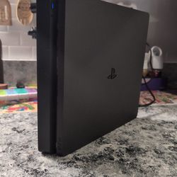 Ps4 With Two Games