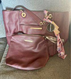 Steve Madden Burgundy Tote Bag Set