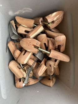 Vintage Set of 2 Wooden Cobbler Shoe Trees / Forms from Executive Imperials