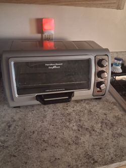 Hamilton Beach Easy Reach Toaster Oven