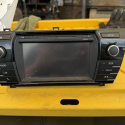 Toyota Corolla Radio Display and receiver 6.1” screen ID 100149 fits 2014 - 2017 ; J424 