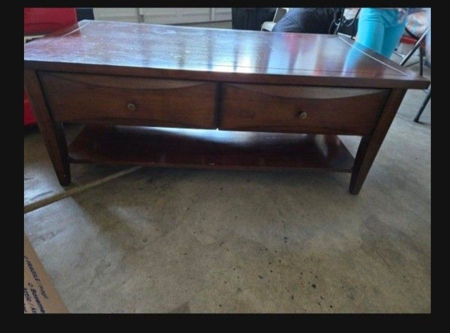 Coffee Table En Buen Estado De Madera