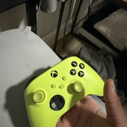 Neon Xbox Series Controller 