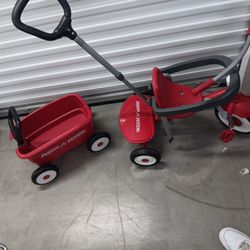 Radio Flyer Red And Black Tricycle Steer. 