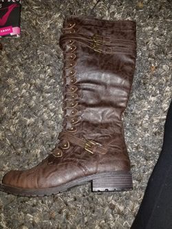 WOMENS BOOTS