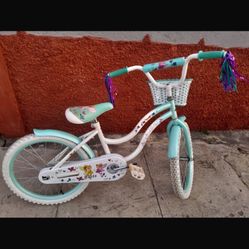 Girls Bike 20 Inch NEW IN THW BOXES 