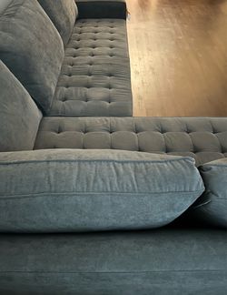 Gray Tufted Sectional with Chaise