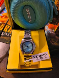 INVICTA WOMEN'S WATCH 32MM NEW
