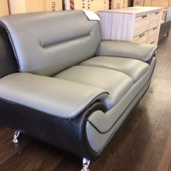 Brand New Love Seat