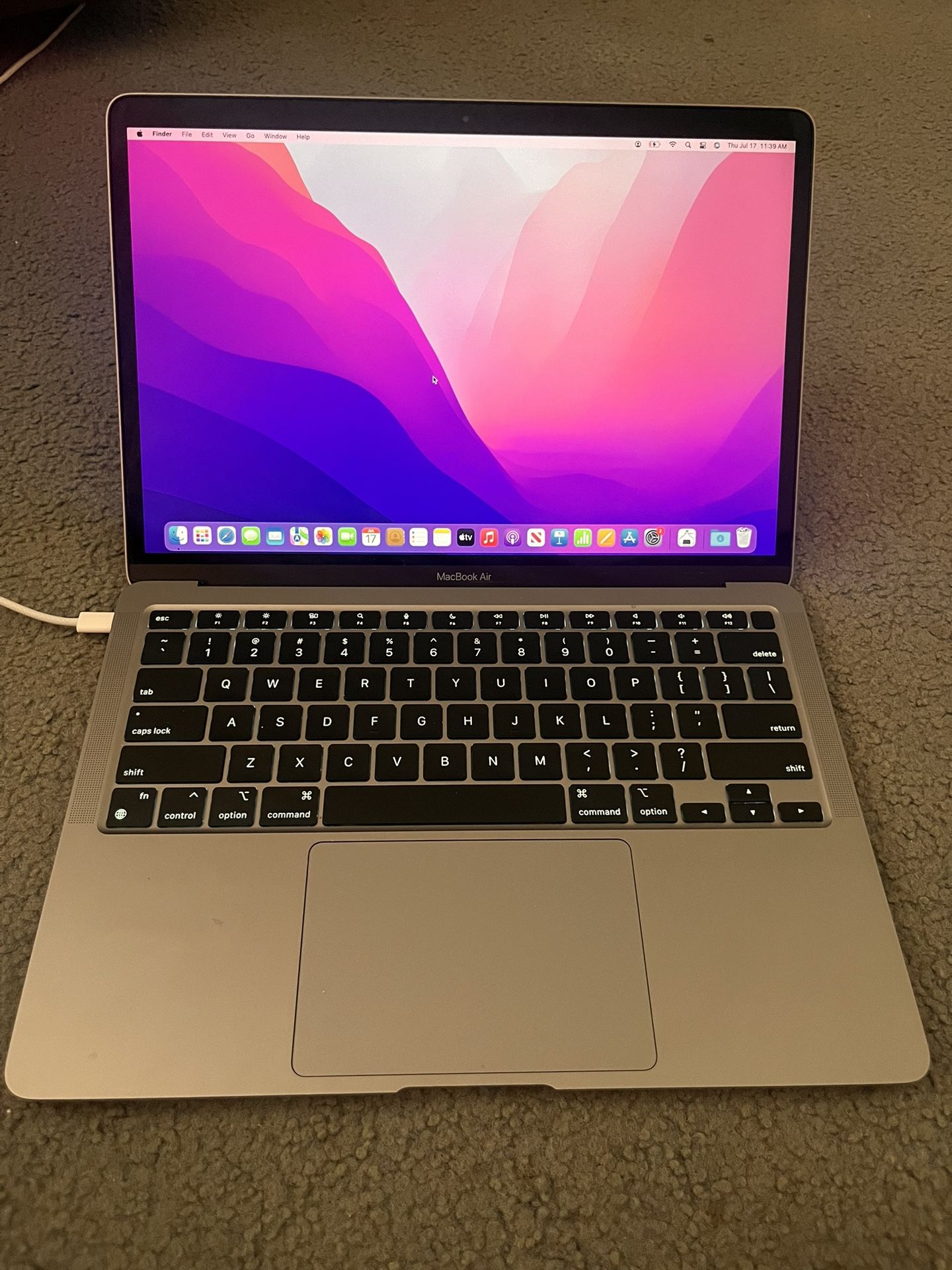 13 Inch Macbook Air With Apple M1 Chip 256gb