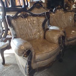 Three Piece Sofa Sets In Very Gray Condition