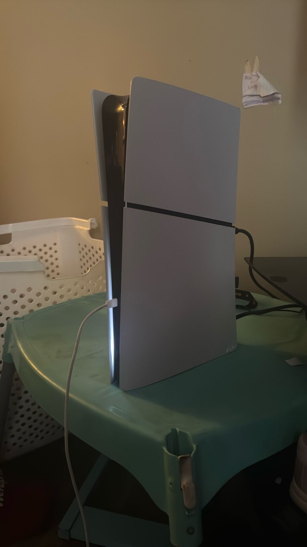 PS5 SLIM IN PRISTINE CONDITION