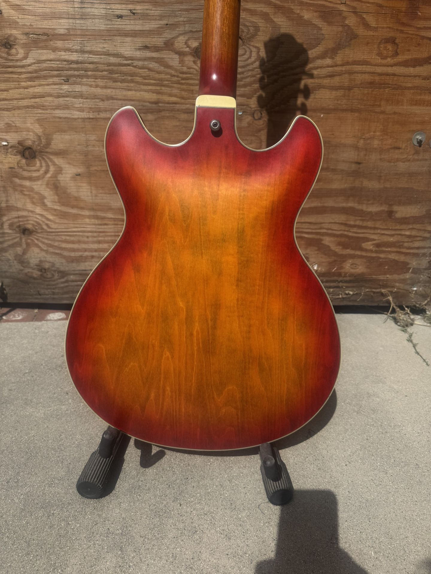ibanez as73 tobacco NGD: Artcore AS73-TBC Unboxing and resonant canvas to paint your melodies and riffs Guitarra Ibanez AS73 Semi-Acstica Artcore