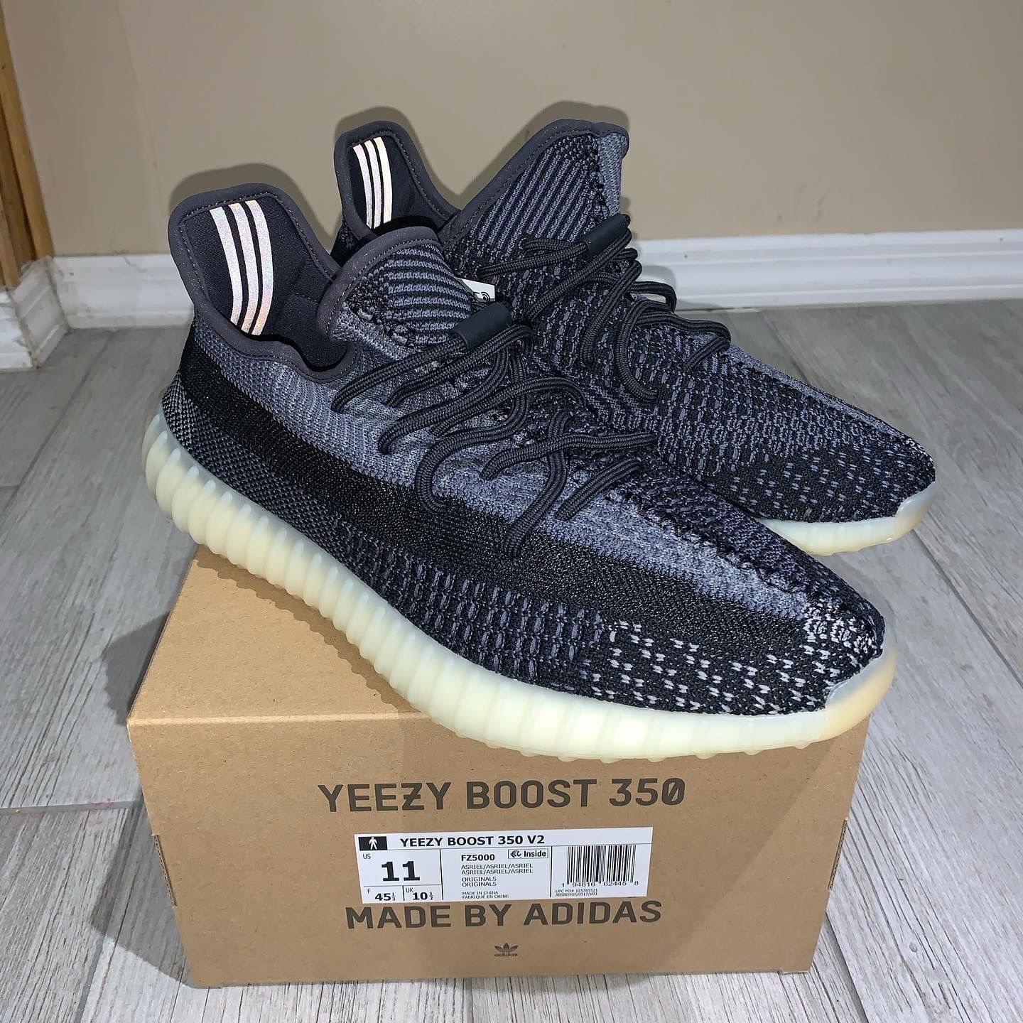  adidas Mens Yeezy Boost 350 V2 FZ5000 Asriel/Carbon - Size 4