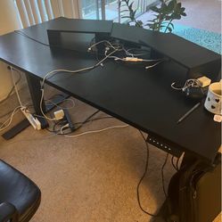 Electric Adjustable Standing Desk – Like New